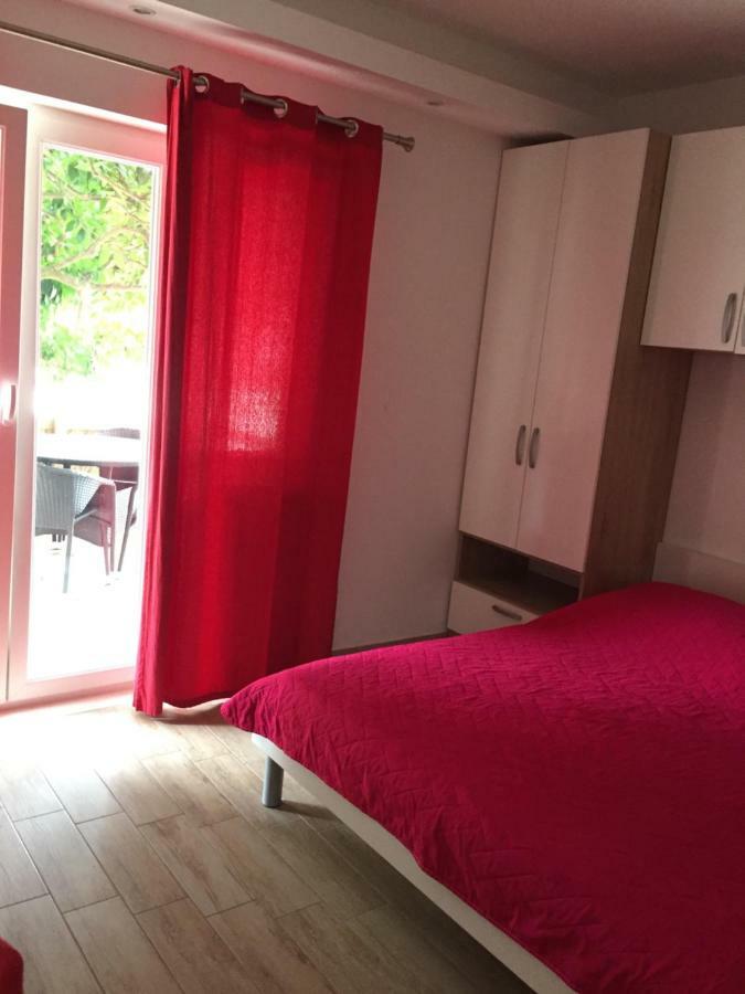 Apartmani Ortolio Viganj Exterior foto